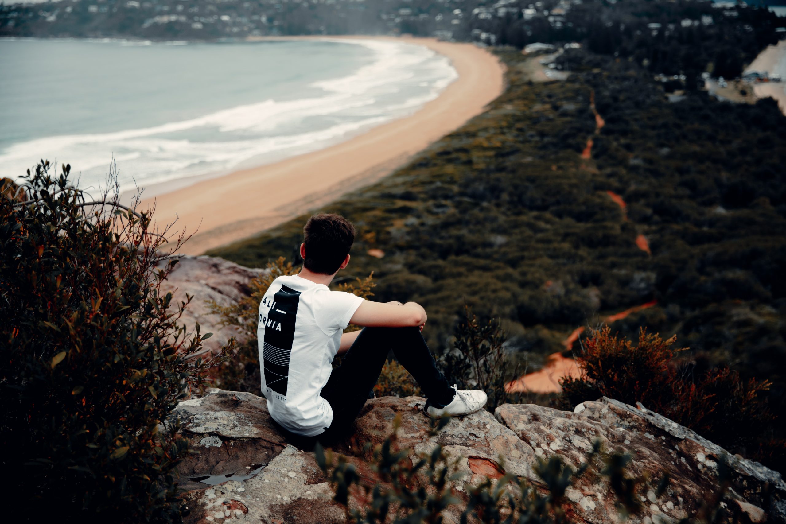 barrenjoey lighthouse hike right before a storm overlooking palm beach