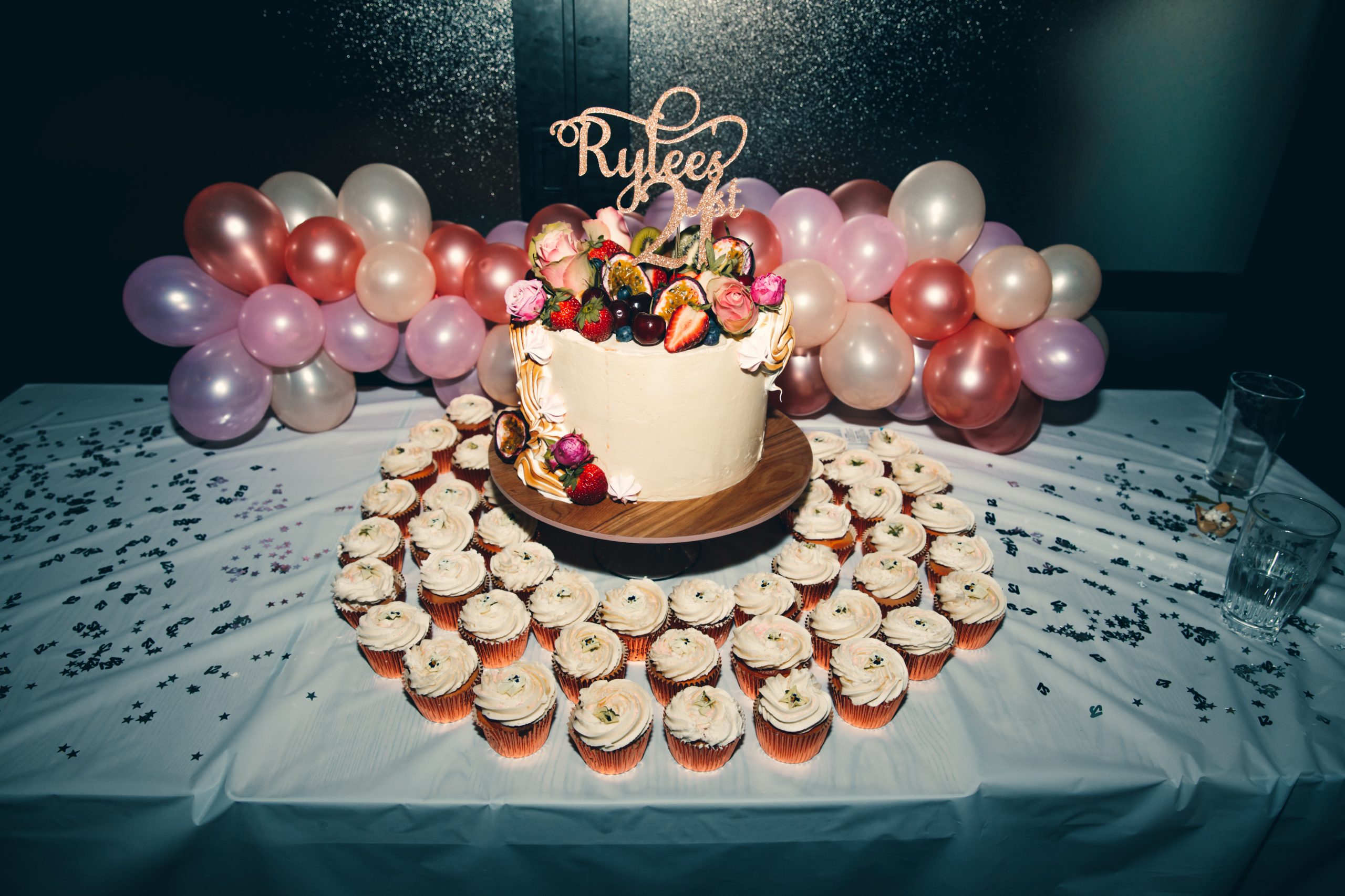 rylee's 21st birthday - event photography at highfield caringbah