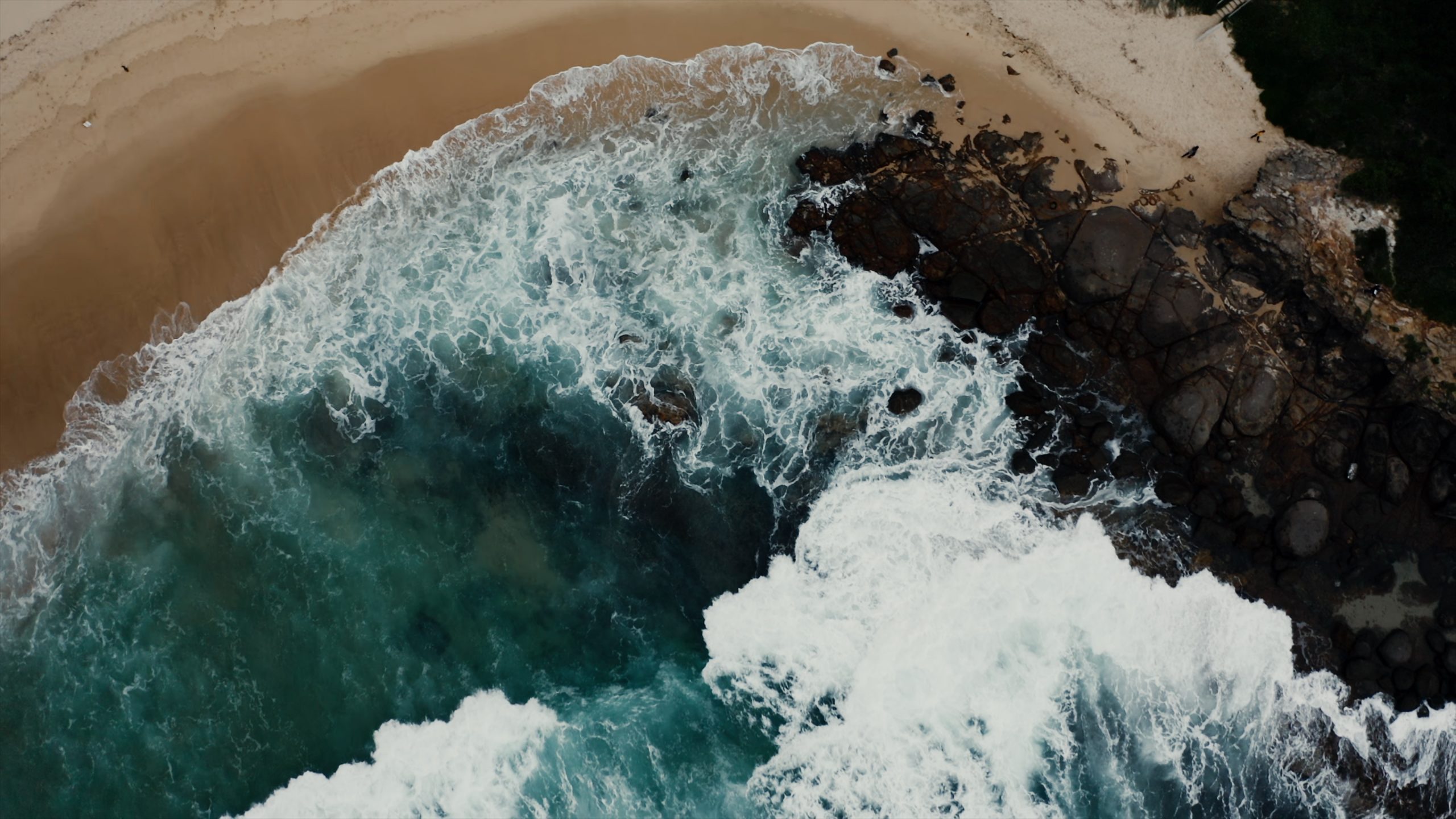 top-down shot of a beach – aerial cinematography - DJI Mavic Pro 2